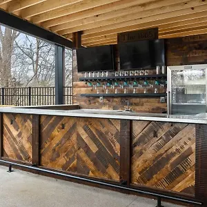  Apartment With I Am - Texas Meets Tennessee Charm